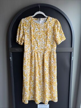 Women’s Yellow Floral Short Sleeve Dress
